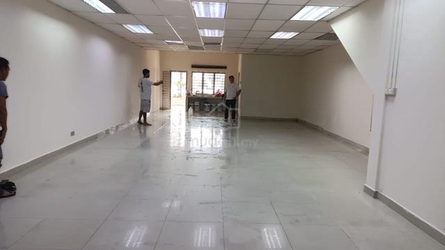 Ground floor Shoplot Ara Damansara Petaling Jaya (Near Lalachong) 1