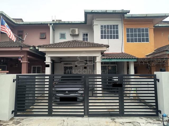 Reno 2 Storey Terrace House, Taman Mawar Bukit Beruntung, Rawang 1
