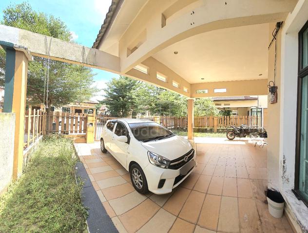 Freehold Single Storey Semi-D Cluster Taman Saujana Indah Melaka 2