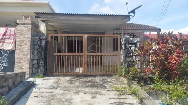 1 storey terrace house 1