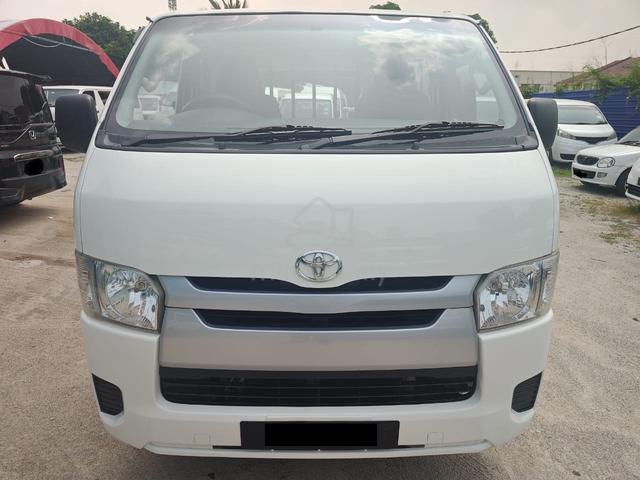 2017 Toyota Hiace Panel Van 2.5 (M) - 2