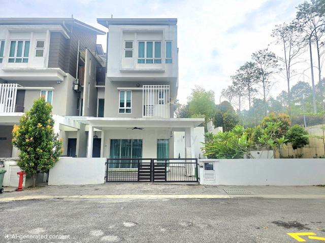 3 Storey Terrace Superlink Tiara South Setia Eco Hills, Semenyih 1
