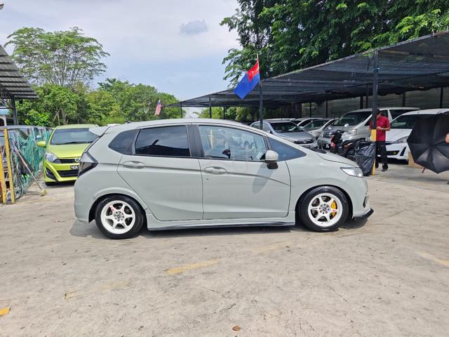 2016 Honda JAZZ 1.5 SPEC E (AUTO) - 2