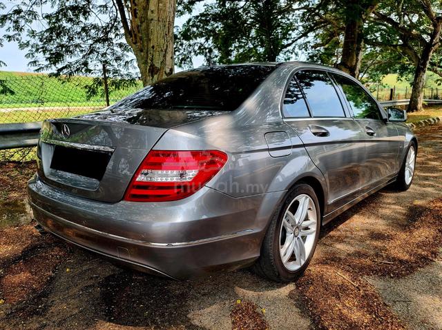 Mercedes Benz C250 1.8 CGI BlueEFCY PaddleShift +- - 2
