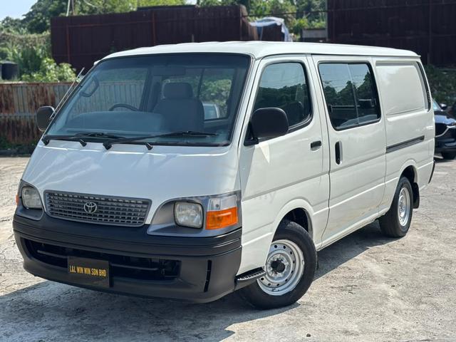 2005 Toyota HIACE 3.0(M) - 2