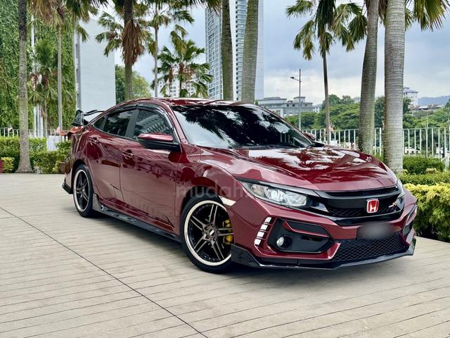 2016 Honda CIVIC 1.8 I-VTEC Fully Loaded - 1