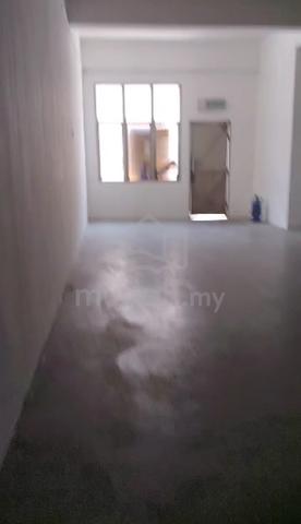 shop lot ground floor for rent 1