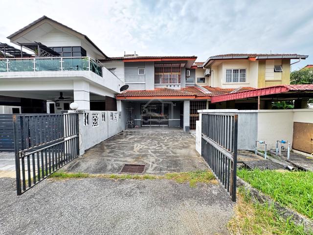 NEAR SURAU 2 Storey Terrace Seksyen 6 Bukit Mahkota Bangi FREEHOLD 1