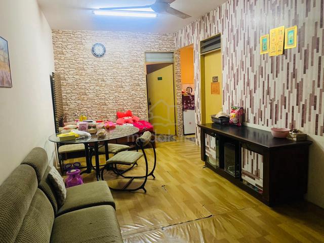 Mentari Court 1