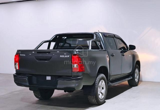 2016 Toyota HILUX 2.4 G VNT (M) Full Loan Accept - 3