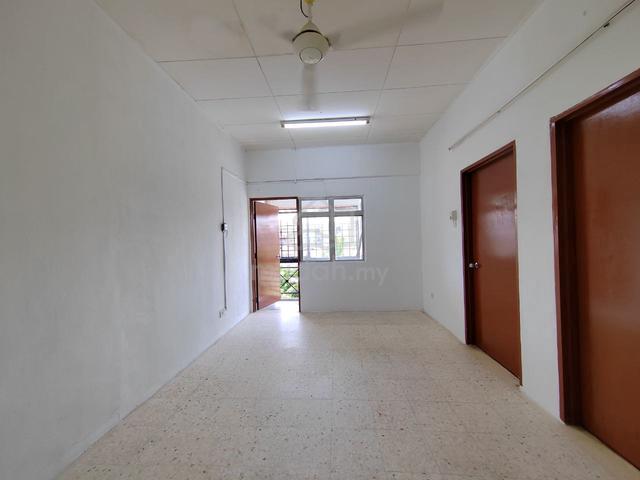 Alpha Arena Apartment 1
