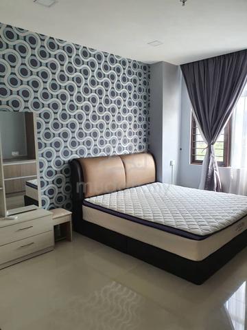 E Suite-Designer Suite @ Emerald Avenue 1