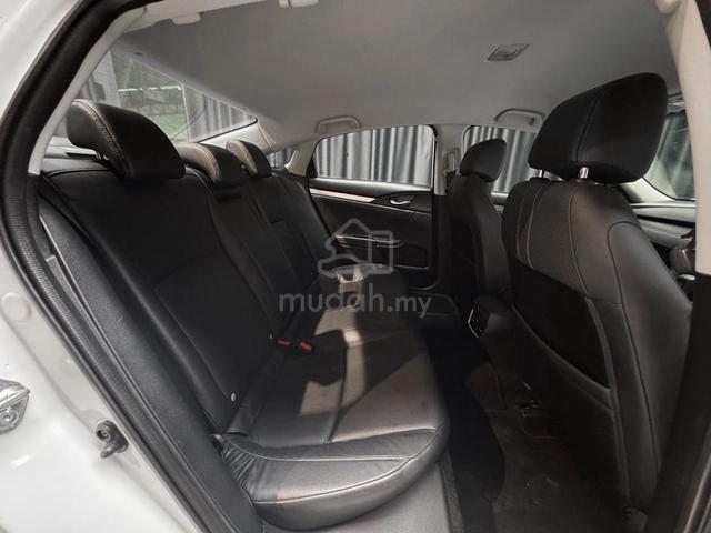 2017 Honda CIVIC 1.5 TC-Premium i-VTEC (Full Spec) - 5
