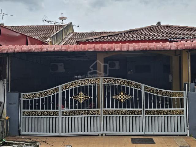 Taman Bunga Raya Indah 1