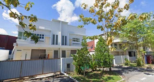 1.5 storey Semi D Factory @ Nilai 3 For Rent 1