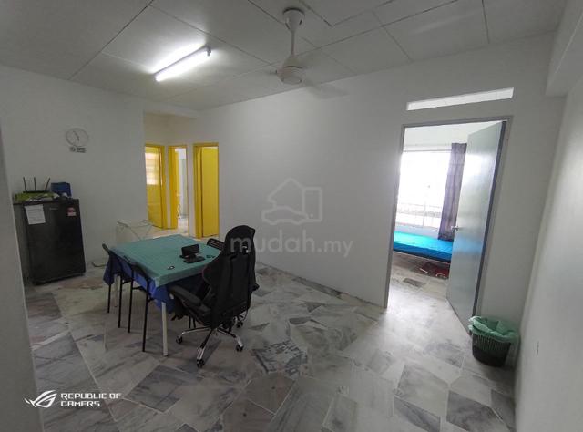 Bilik Sewa Fully Furnished Untuk Lelaki Malaysia Puncak Alam 1