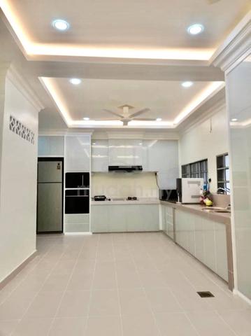 28x86 NON BUMI RENOVATED Double Storey PJ Old Town Petaling Jaya 1