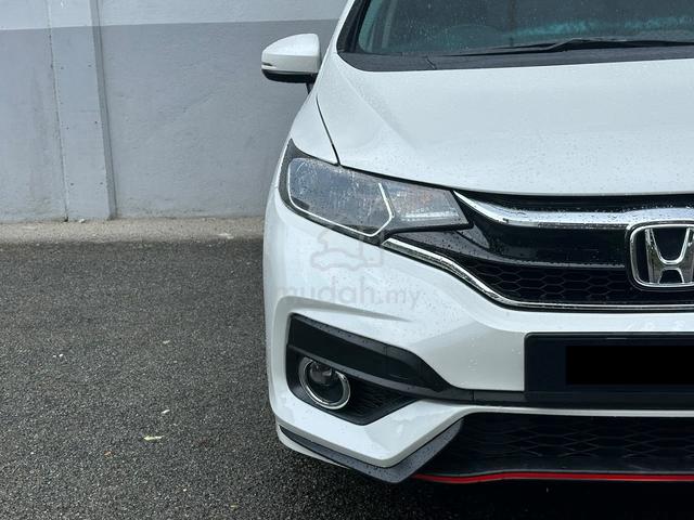 Honda JAZZ 1.5 V (A) - 4