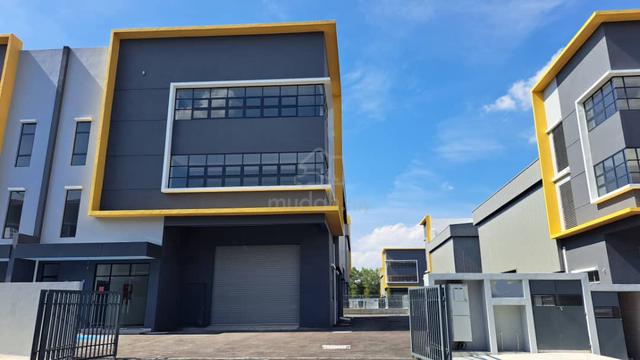 Nilai XME Indutrial Park Guard Gated 3 Storey Semi-D Factory for rent 1