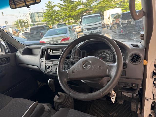 2012 Nissan Urvan Panel Van (M) Boleh Loan - 4
