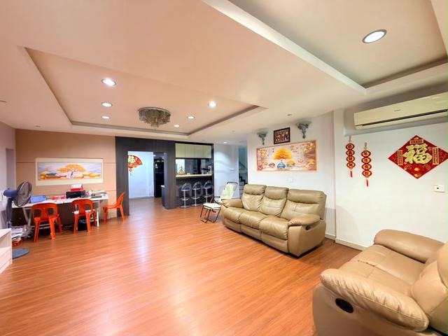 Penampang Towering Semi Detached House CL999 l 4 Parking l 6 Bedroom 1