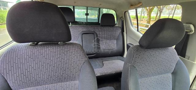 2010 Mitsubishi TRITON 2.5 KB4TGJRXZR FACELIFT (M) - 5