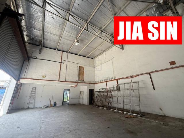 1.5 Storey Semi-D Factory for RENT @ Taman Perindustrian Ringan Juru 1