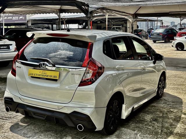 2018 Honda JAZZ 1.5 E (A) - 4