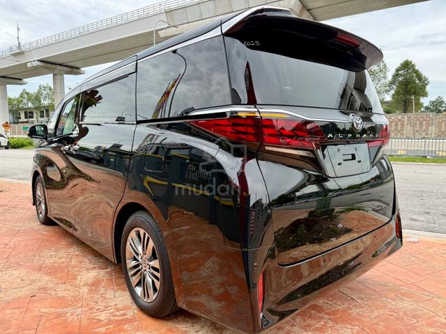 2025 Toyota ALPHARD 2.5Z SUNROOF 360 HUD SIDE STEP - 4