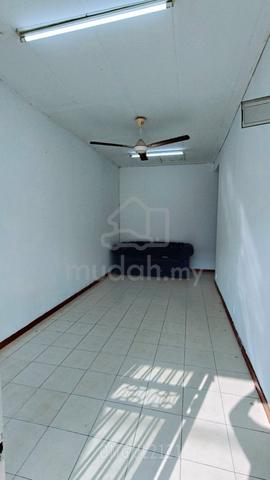 Kota Pendamar Pandamaran 1storey House 20x65 3R2B Basic Unit for Rent 1