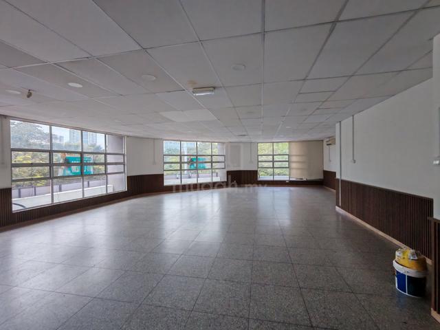 Shop office (CORNER UNIT), Tulin 28 1