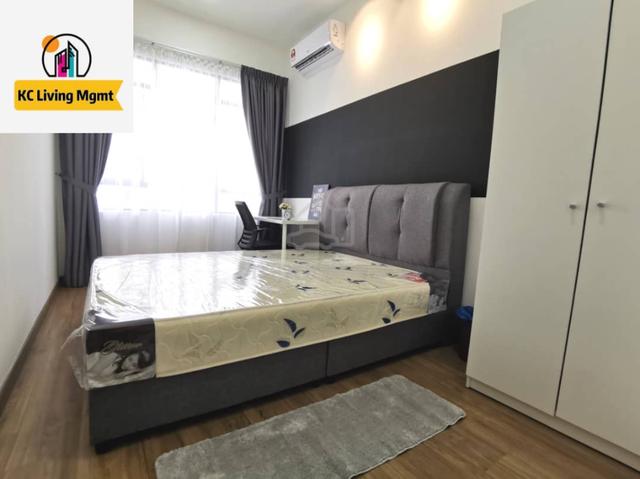 Female unit 𝐓𝐡𝐞 𝐆𝐫𝐞𝐞𝐧𝐬 𝐒𝐮𝐛𝐚𝐧𝐠 𝐖𝐞𝐬𝐭, room for rent 2