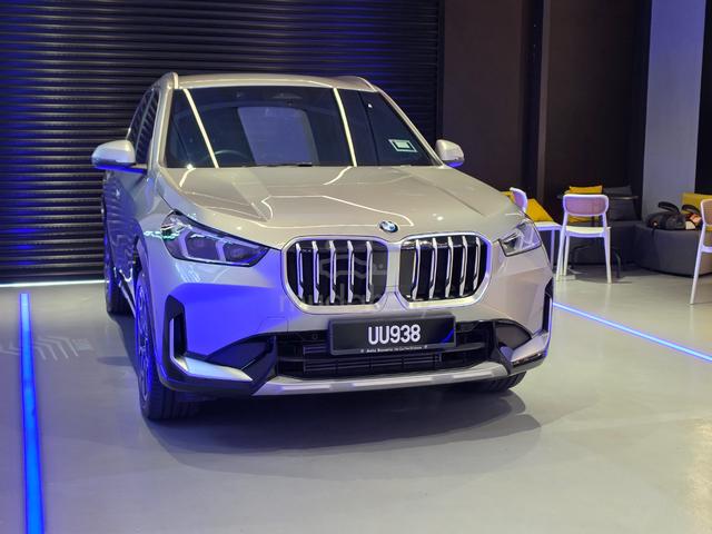 Bmw X1 2.0 sDRIVE20i xLINE Suv 12k km full petrol - 4