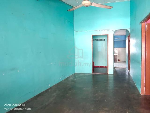 Single Storey Terrace House @ Taman Sri Mawar, Seremban, N9 2