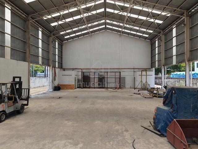 1.5 Storey Factory For Rent Kawasan Perindustrian Bukit Minyak 1