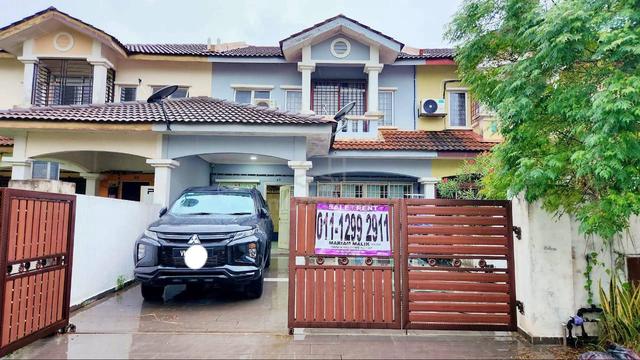FOR SALE Double Storey Taman Alam Jaya Puncak Alam 1