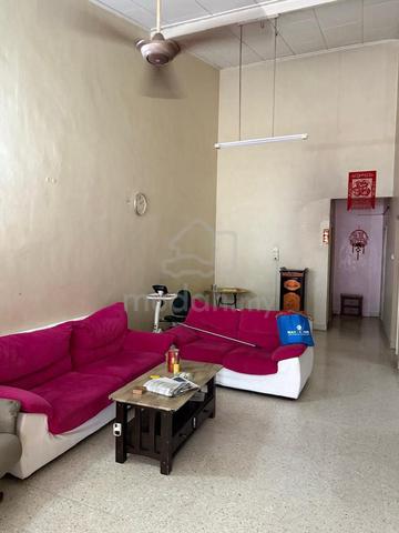 Putri Ria Apartment 1