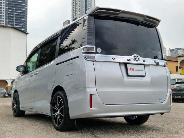 2018 Toyota VOXY X 2.0 (A) 1 OWNER T.TOP CONDITION - 2