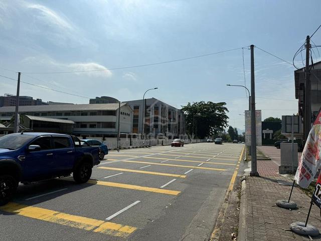 Flat Jalan Sultan Iskandar 3