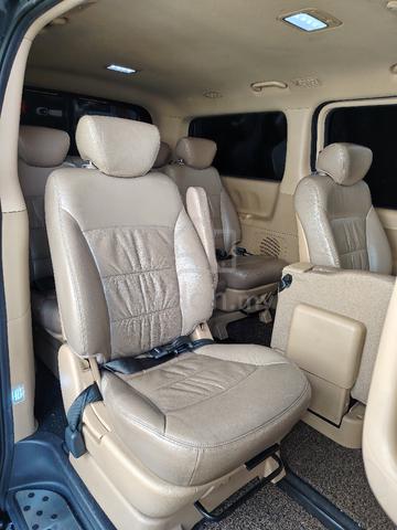 2017 Hyundai GRAND STAREX 2.5 ROYALE FACELIFT (A) - 5