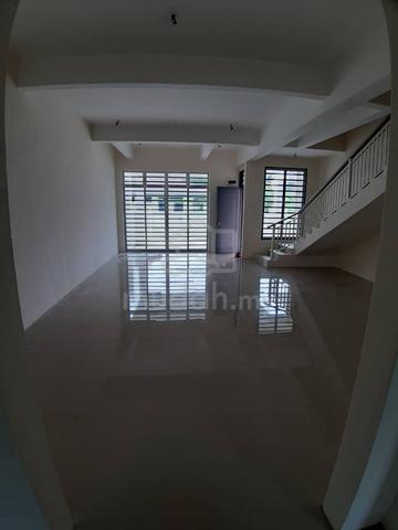 Freehold Rumah Teres 2 tingkat 20’ kaki x 100’ kaki 3