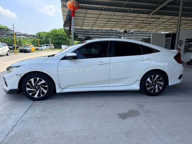 2017 Honda CIVIC 1.8 S i-VTEC (A) FULL SERVICE - 4