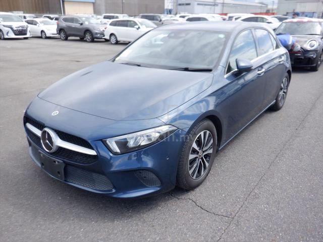 FULL LOAN 2021 Mercedes Benz A180 1.3 (A) - 2