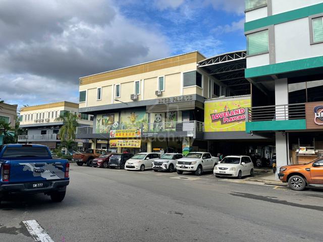 PADIMAS POINT 2 Corner Commercial Unit For Sale | 1