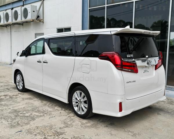 Toyota Alphard S 2022 8 Seater - 4