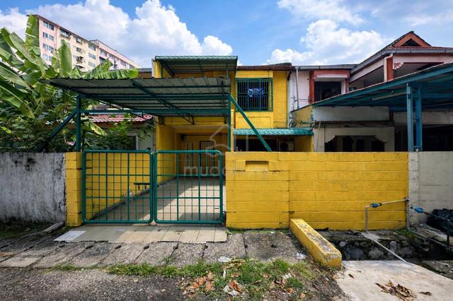 2-storey Terraced House for Sale, 4 Bedroom, 2200 sq.ft, Petaling Jaya ...