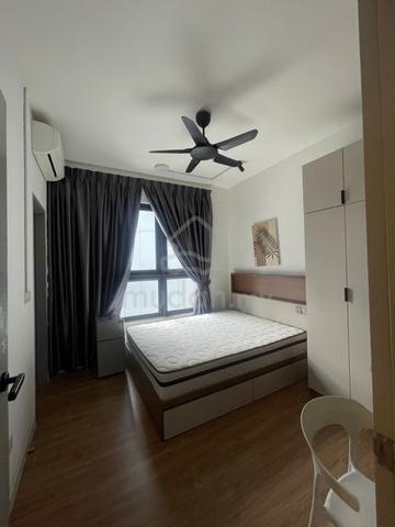 MVERTICA ROOM FOR RENT nearby near MRT AEON Maluri 2 station to TRX 1