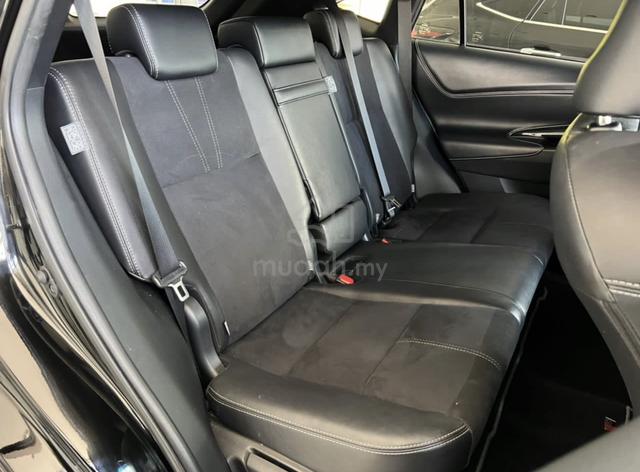 2018 Toyota HARRIER 2.0 GR SPORT (A) - 4