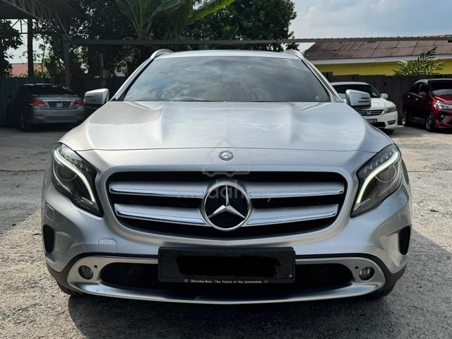 (Loan Kedai) Mercedes Benz GLA200 1.6(A) 2014/2015 - 4