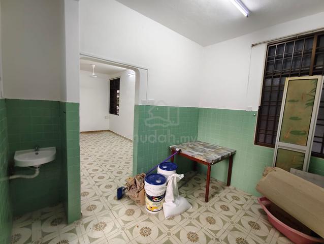 Taman Samak Flat 1
